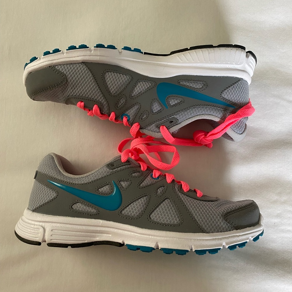 NWOT Nike Gray, Teal, and Pink Revolution 2 Athletic Shoes